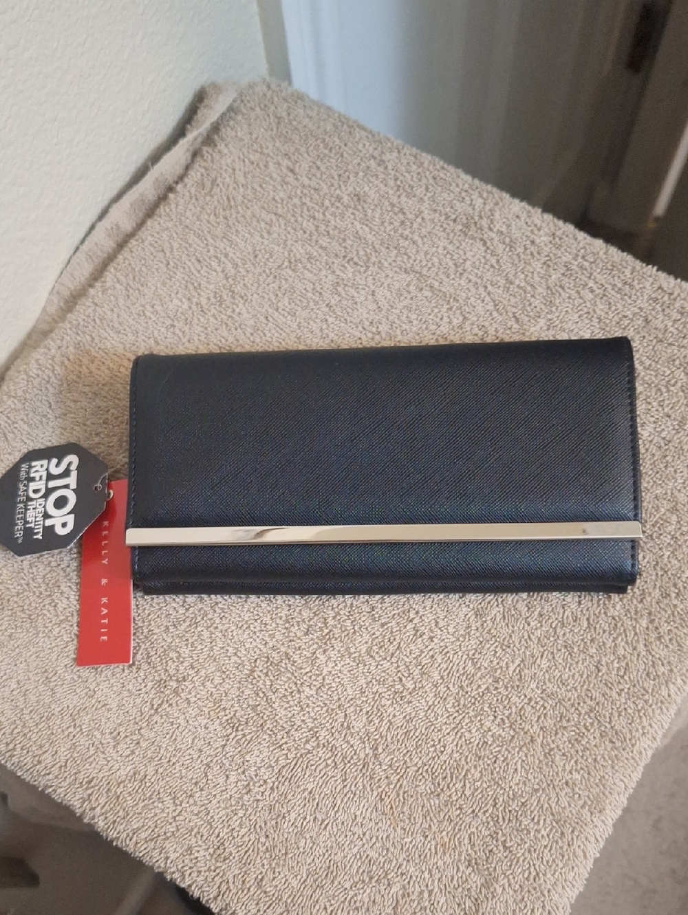 NWT Kelly & Katie Black Wallet Clutch with Silver Accent